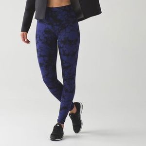 Wunderunder Dark Purple Shibori print